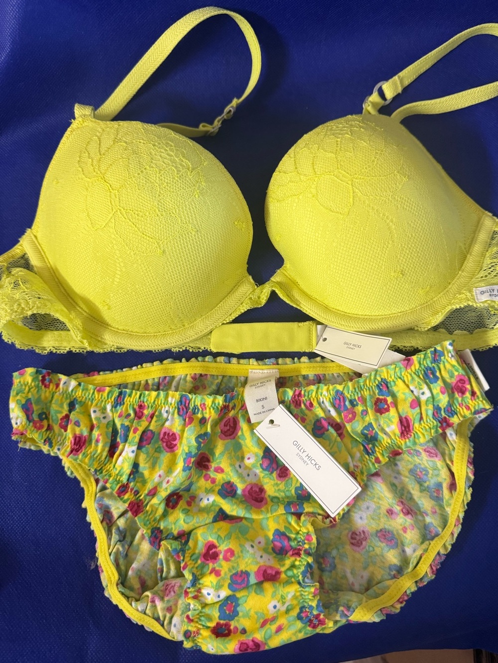 Gilly Hicks Bright Yellow Lace Push-Up Bra w/Floral Bikini Set - Bra 36B/panty S